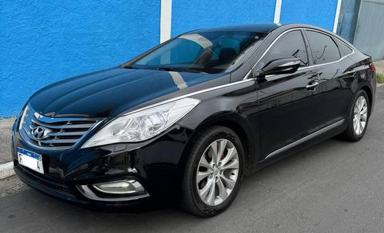 HYUNDAI AZERA 3.0 MPFI GLS V6 24V GASOLINA 4P AUTOMÁTICO HYUNDAI AZERA 3.0 MPFI GLS V6 24V GASOLINA 4P AUTOMÁTICO